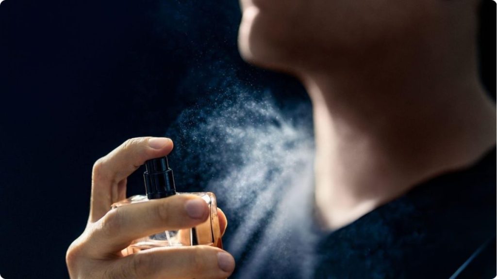 How to layer perfumes without clashing-perfume on skin