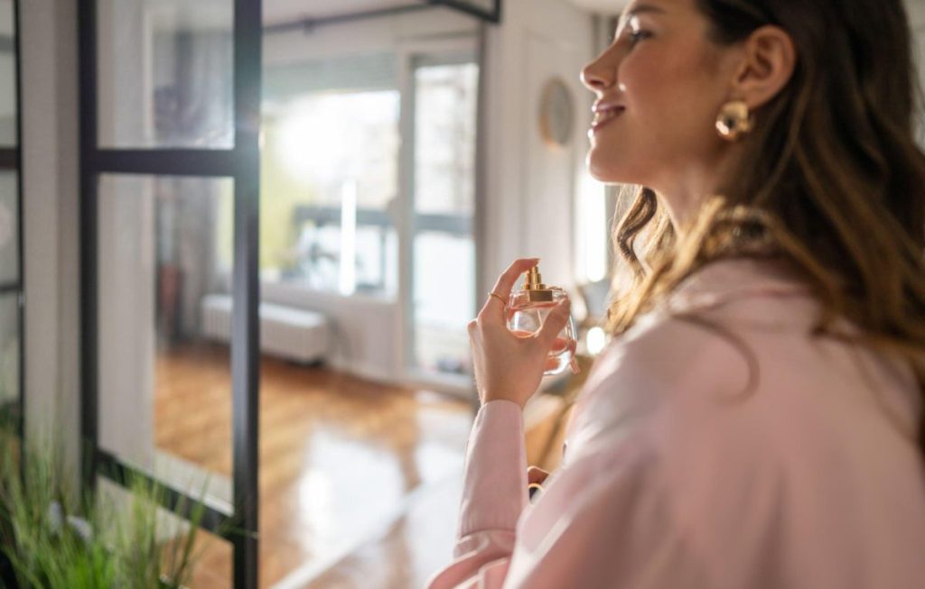 Master the Art of Fragrance Layering